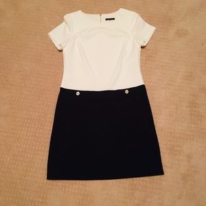 Tommy Hilfiger Size 8 dress